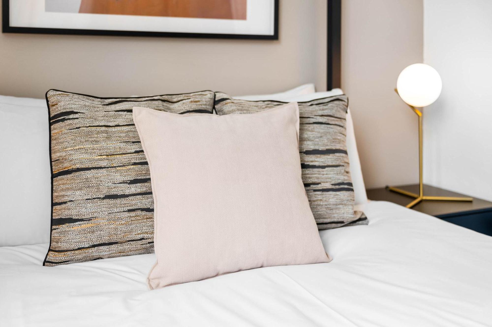 Luxury Apartment - Wifi - Smart Tv - Near City Centre - 2Mr 伯明翰 客房 照片